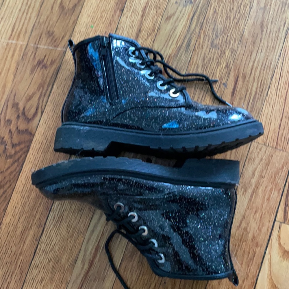 Black glitter boots